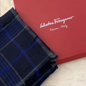 Salvatore Ferragamo wool scarf